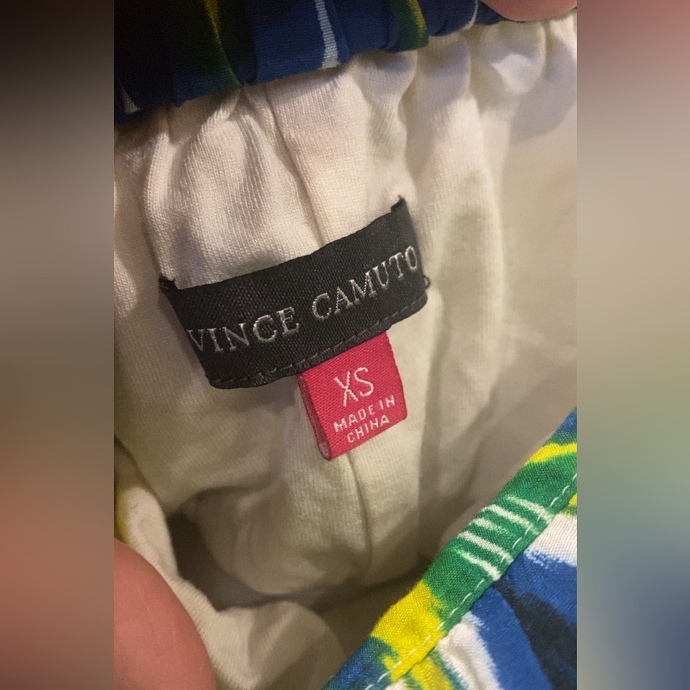 Vince Camuto strapless multi-color chevron print maxi dress size small - Picture 9 of 9